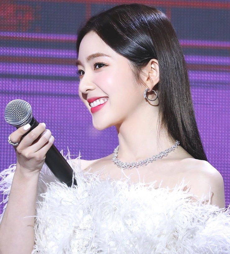 Irene (Bae Ju Hyun) Irene (Bae Ju Hyun)