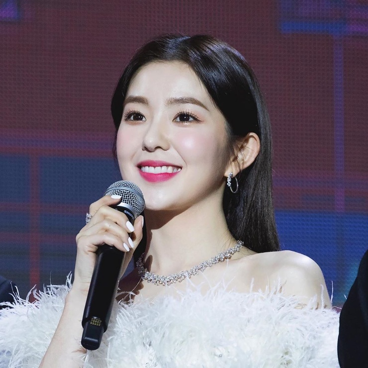 Irene (Bae Ju Hyun) Irene (Bae Ju Hyun)