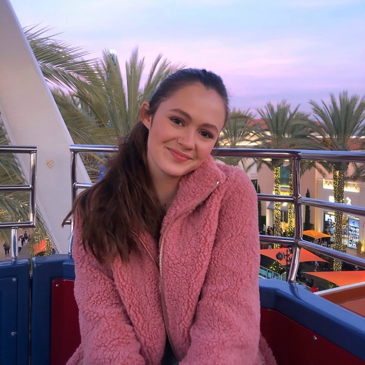 Olivia Sanabia Olivia Sanabia