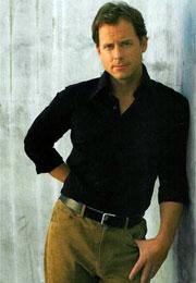 Greg Kinnear