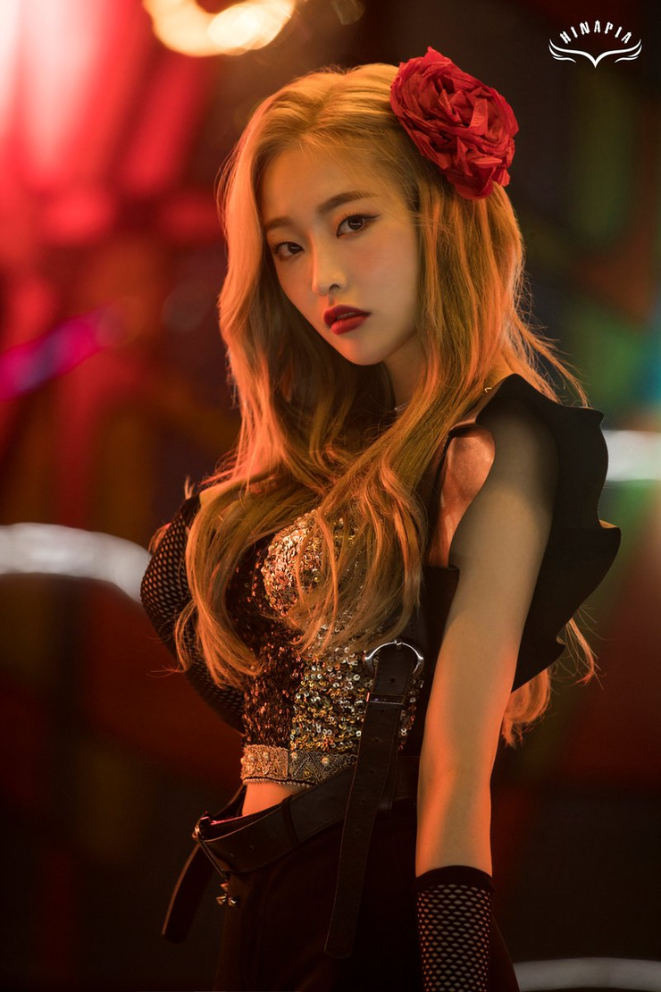 Eun-Woo Jung Eun-Woo Jung