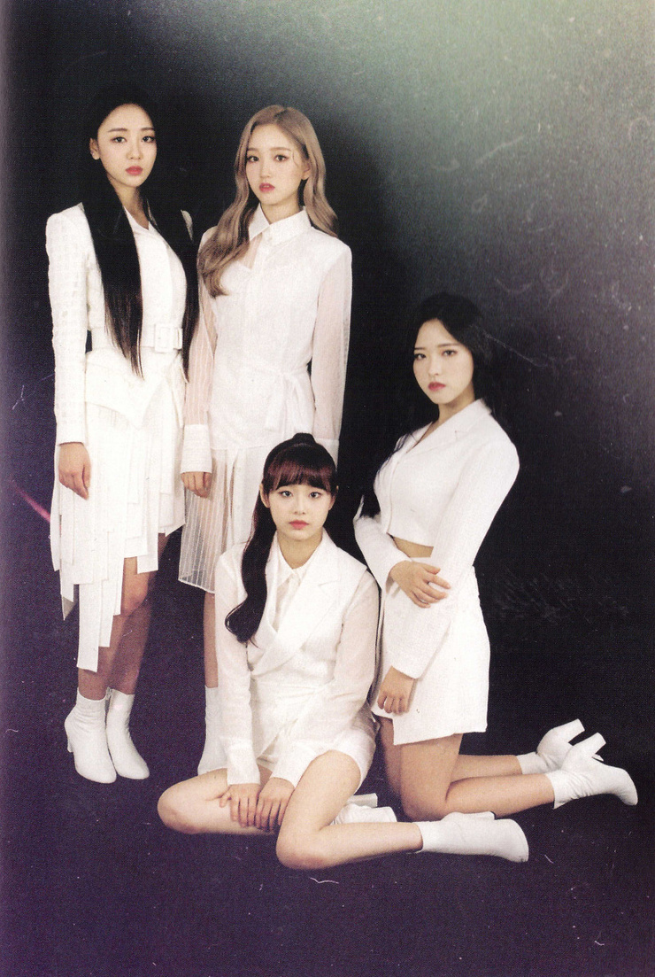LOONA yyxy LOONA yyxy