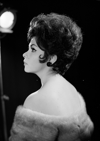 Norma Mora