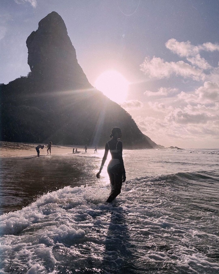 Gizele Oliveira Gizele Oliveira