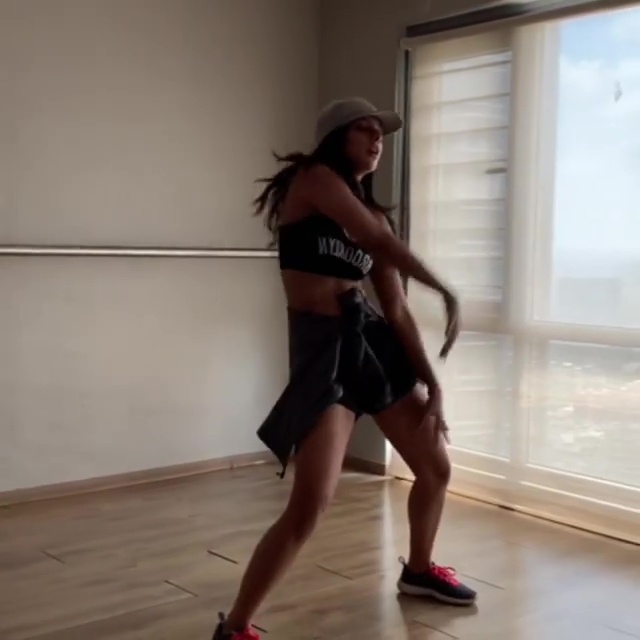 Ruhi Singh