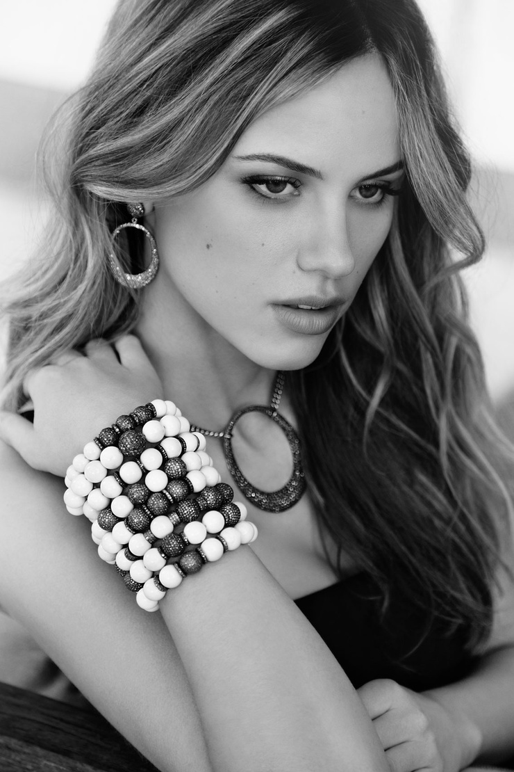 Halston Sage Halston Sage
