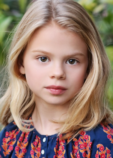 Scarlett Fernandez