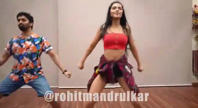 Ruhi Singh