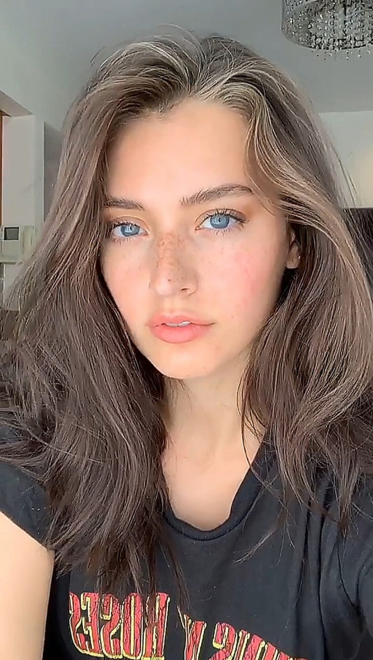 Jessica Clements