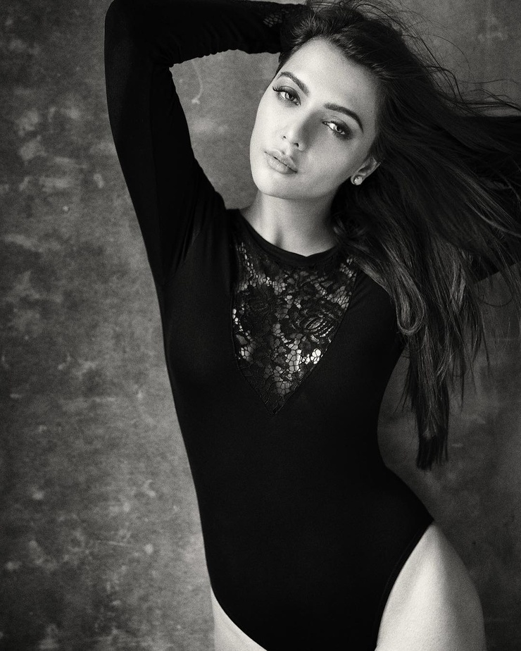 Ruhi Singh