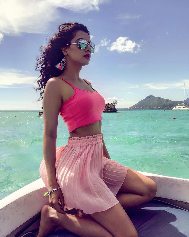 Ruhi Singh Ruhi Singh
