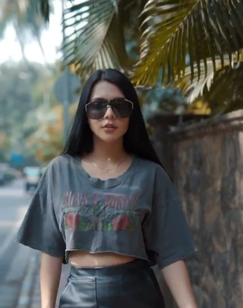Ruhi Singh