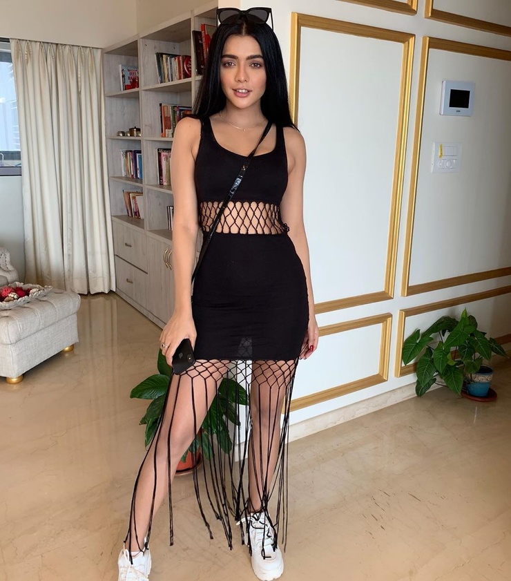 Ruhi Singh