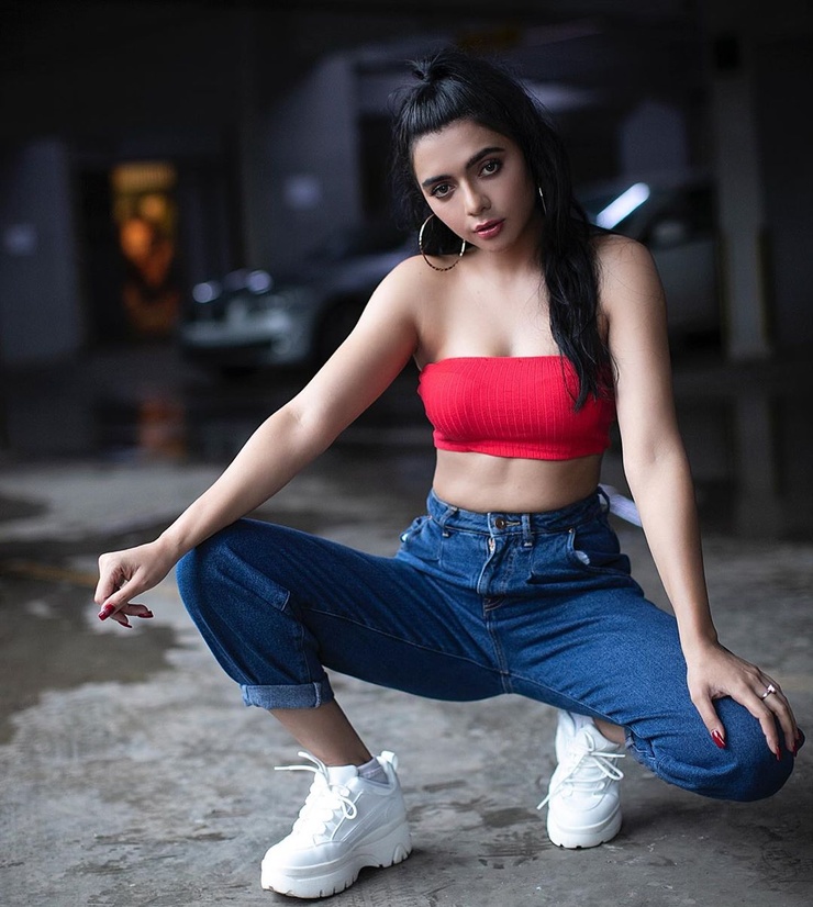 Ruhi Singh