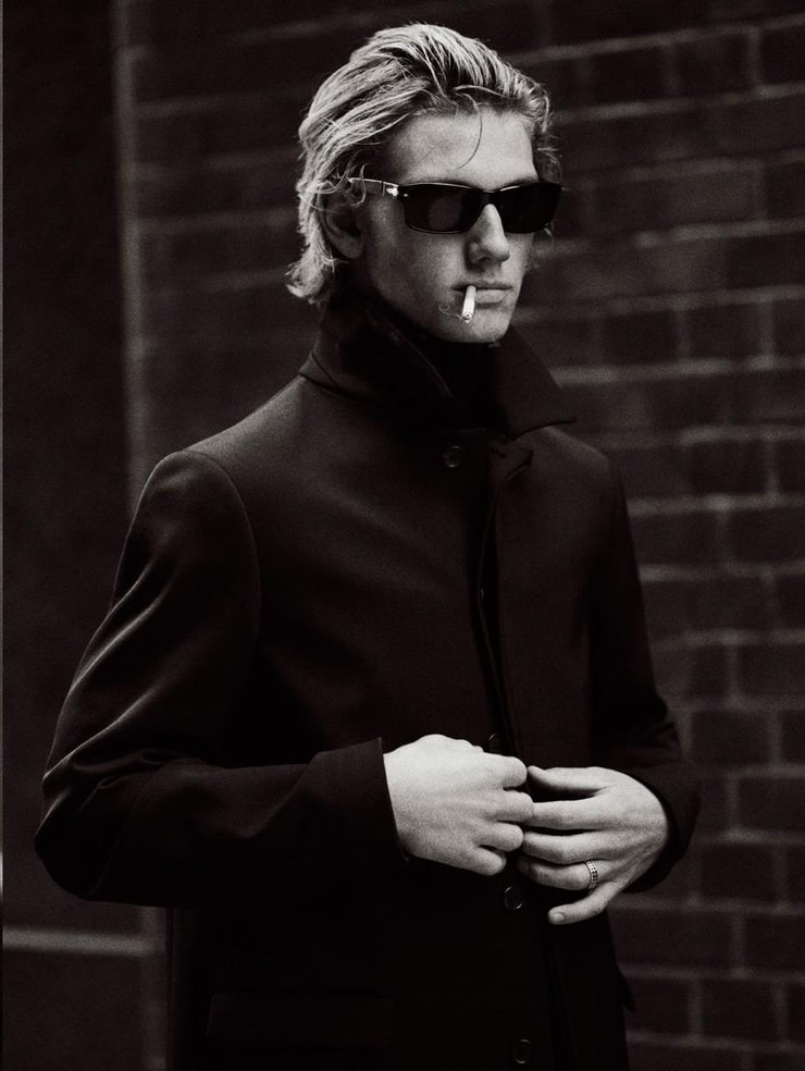 Alex Pettyfer