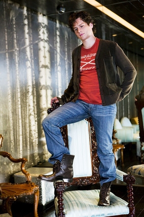 Jonathan Groff