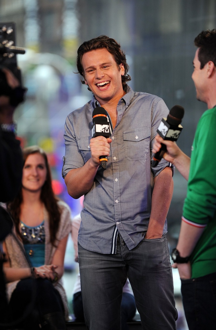 Jonathan Groff
