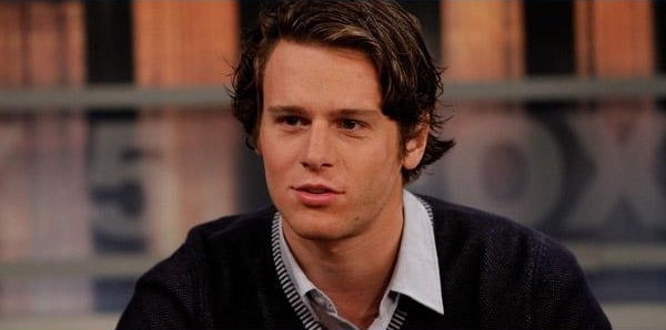 Jonathan Groff