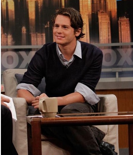 Jonathan Groff