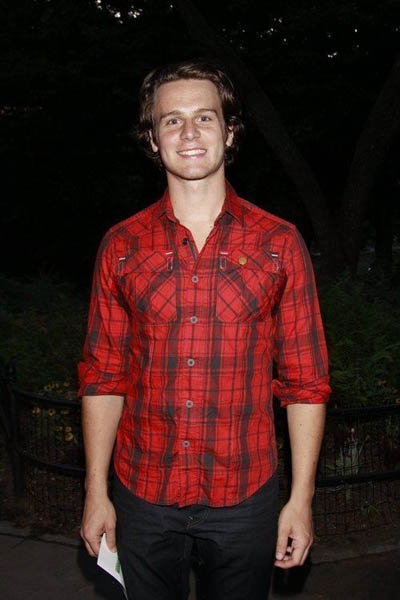 Jonathan Groff