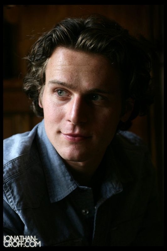Jonathan Groff