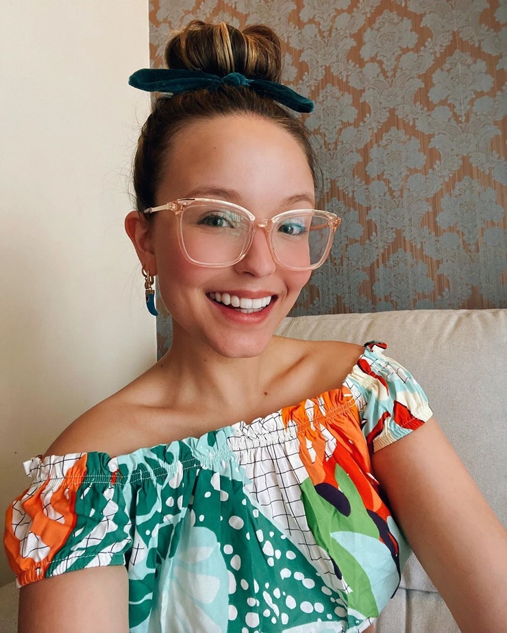 Larissa Manoela