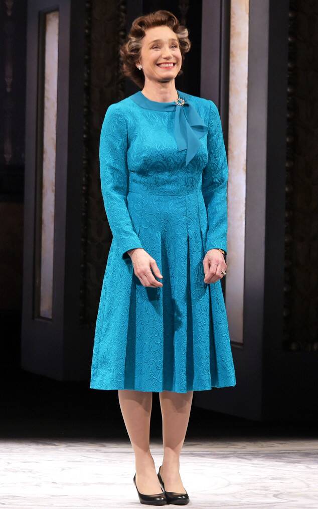 Queen Elizabeth II (Helen Mirren)