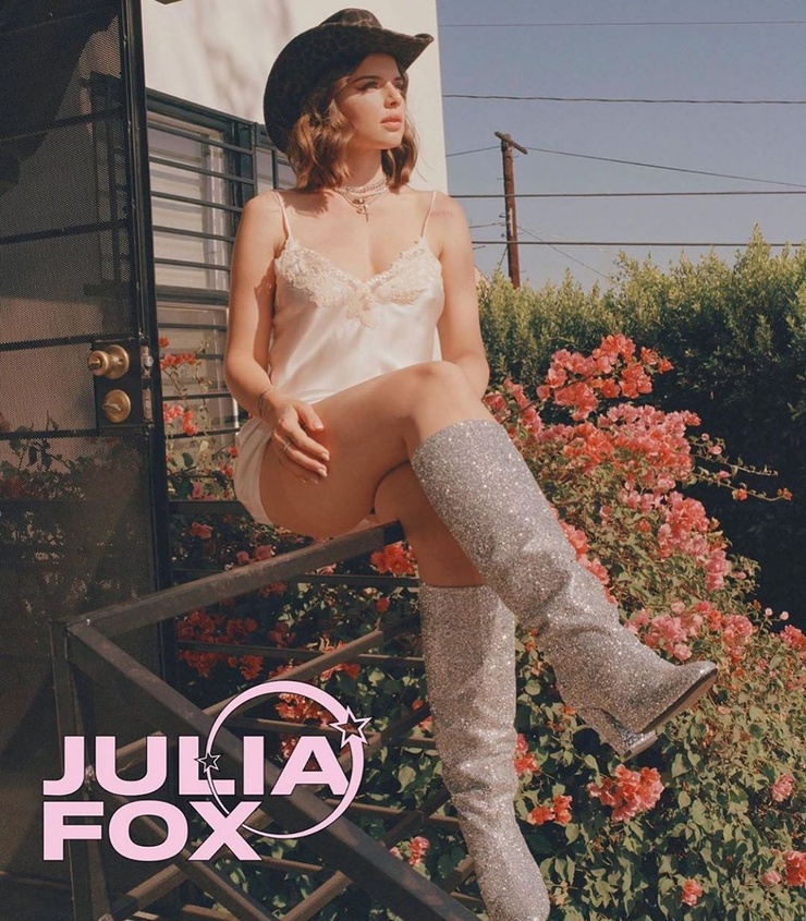 Julia Fox
