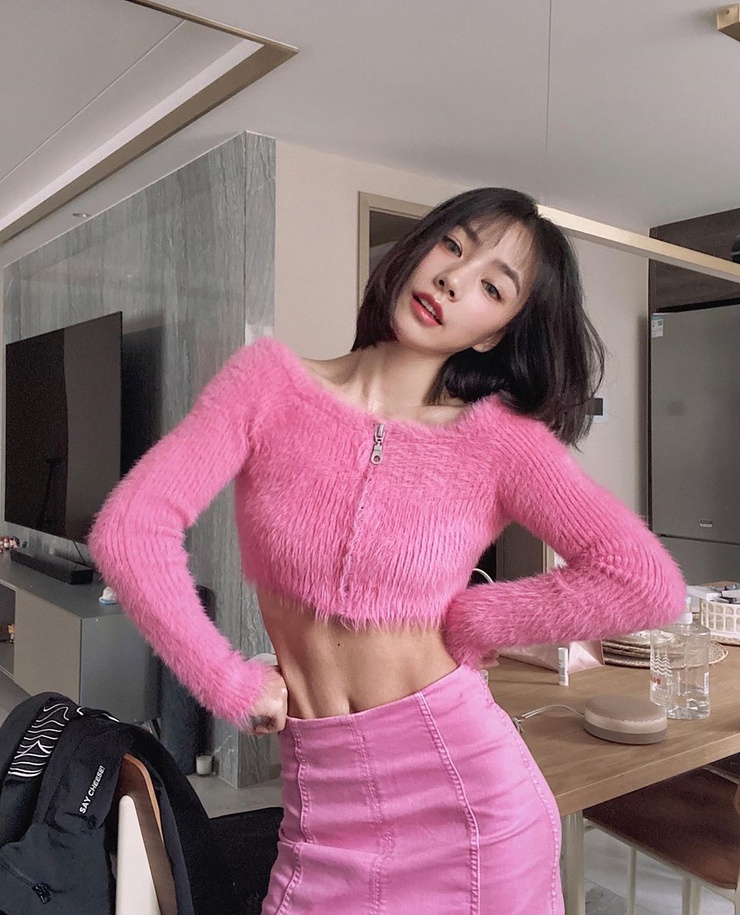 Chen Nuan Yang Chen Nuan Yang