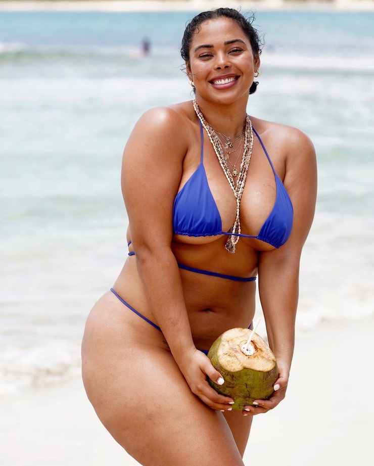Tabria Majors