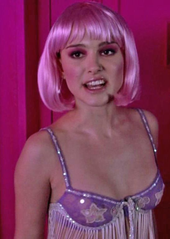 Alice (Natalie Portman) Alice (Natalie Portman)