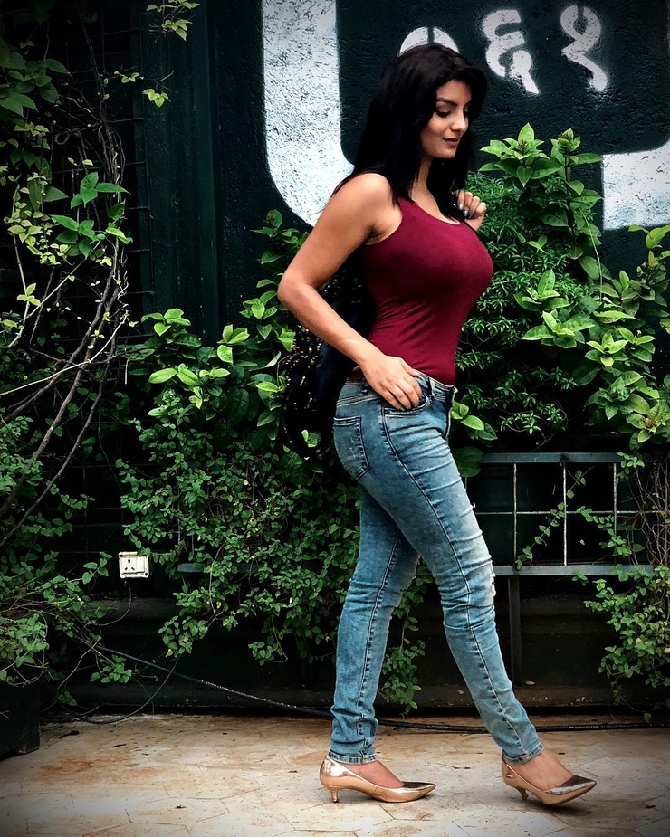 Anveshi Jain
