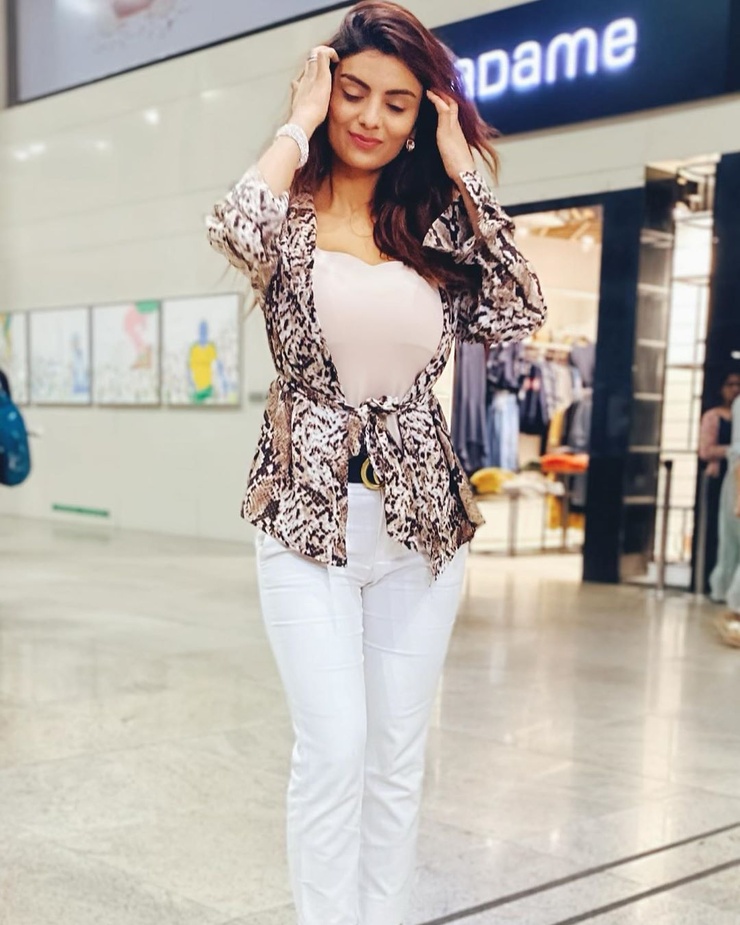 Anveshi Jain