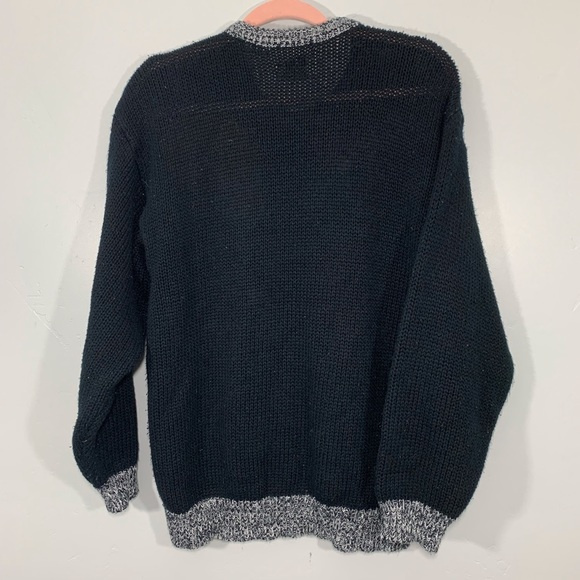 Vintage | 80’s Multi-Colored Black Knitted Sweater