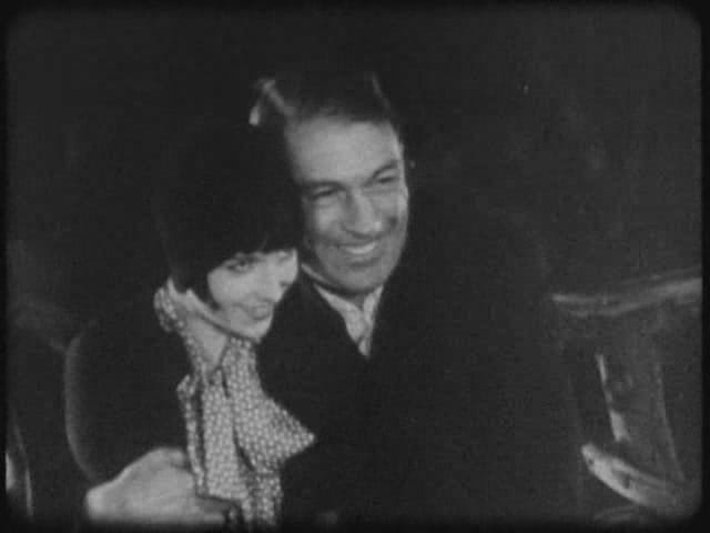 A Girl in Every Port (1928) A Girl in Every Port (1928)
