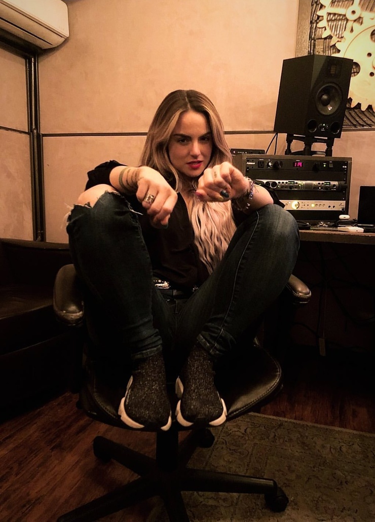 Joanna 'JoJo' Levesque