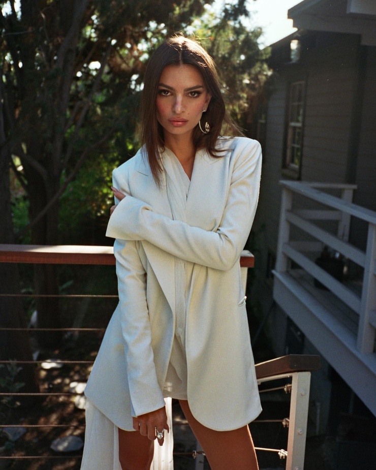 Emily Ratajkowski