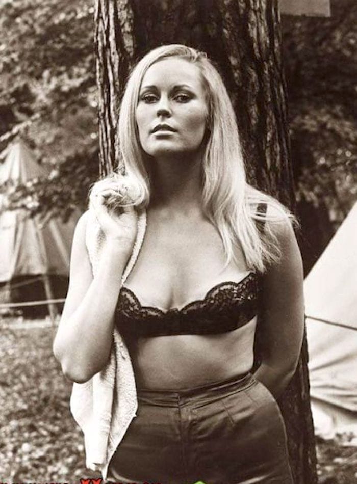 Veronica Carlson