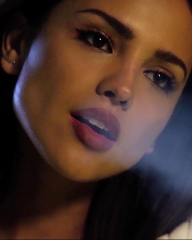 Eiza Gonzalez Eiza Gonzalez