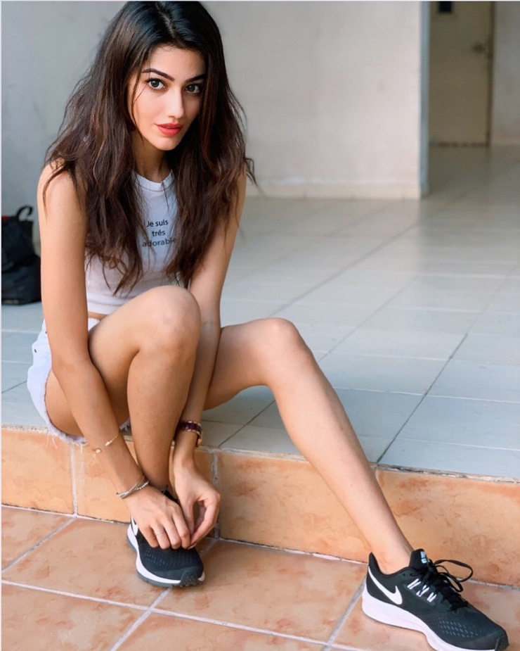 Pooja Solanki Pooja Solanki
