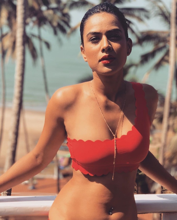 Nia Sharma