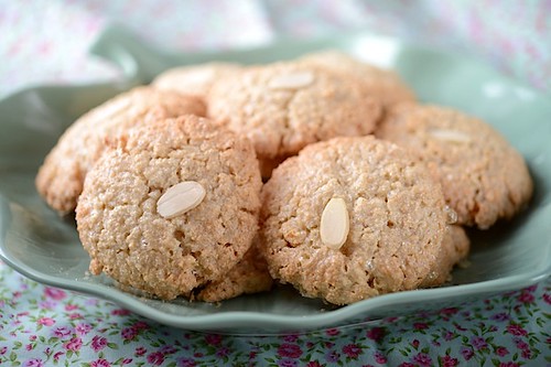 Almond Macaroons Almond Macaroons