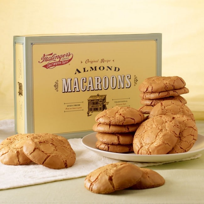Almond Macaroons Almond Macaroons
