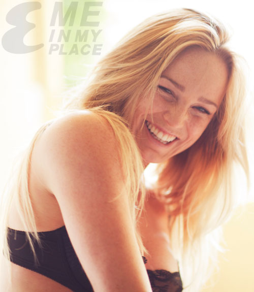 Caity Lotz Caity Lotz