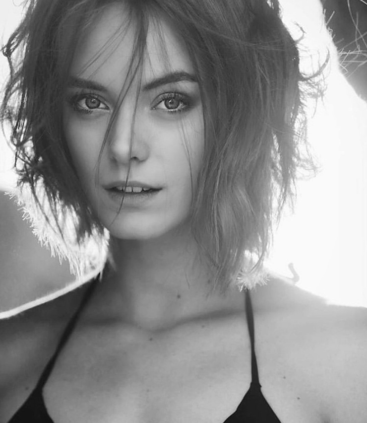 CELINA KROGMANN CELINA KROGMANN