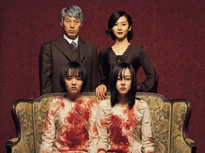 A Tale of Two Sisters (2003)