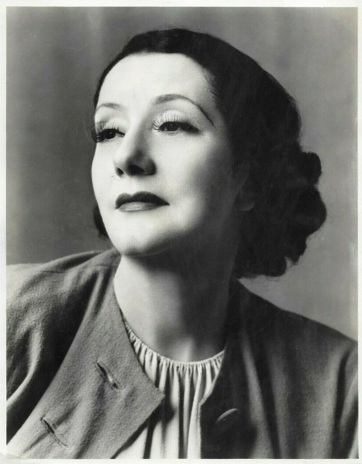 Lynn Fontanne Lynn Fontanne