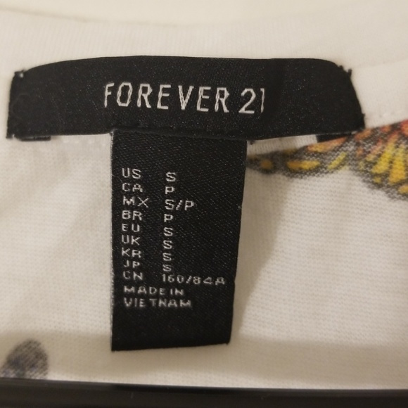 5 FOR $15 Forever 21 Butterflies Graphic t-shirts