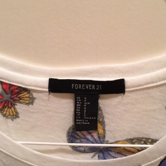 5 FOR $15 Forever 21 Butterflies Graphic t-shirts
