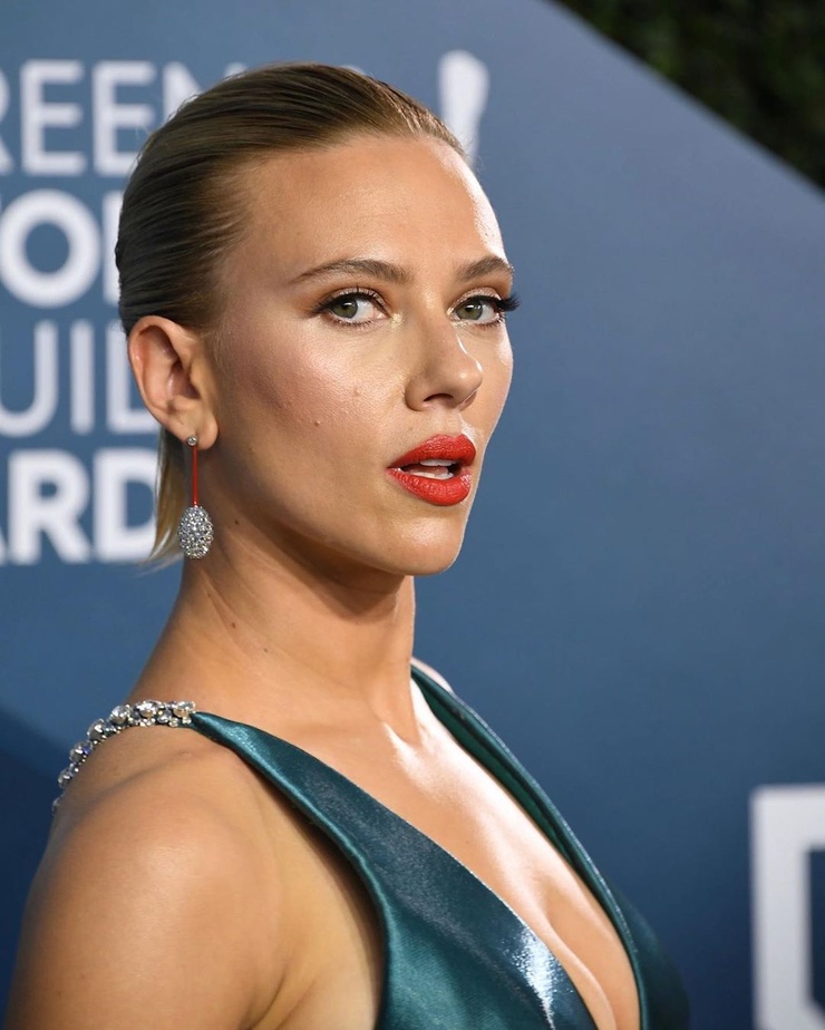 Scarlett Johansson Scarlett Johansson